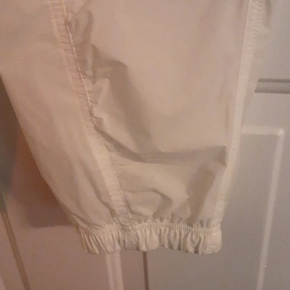 Athleta Parachute Cargo Pants - New with Tags - Picture 6 of 8